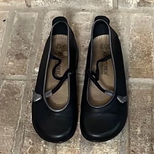 COPY - Arcopedico Vitoria Black Pewter Accent Comfort Shoe Size 41